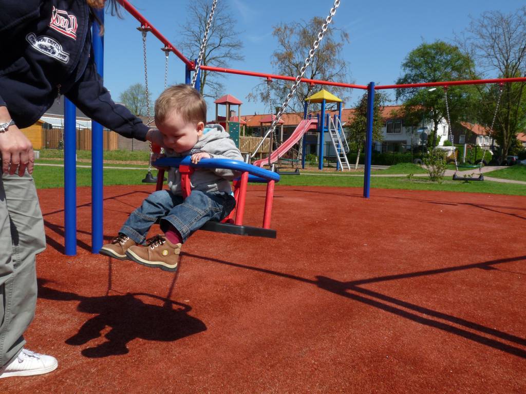 Click to see next photo