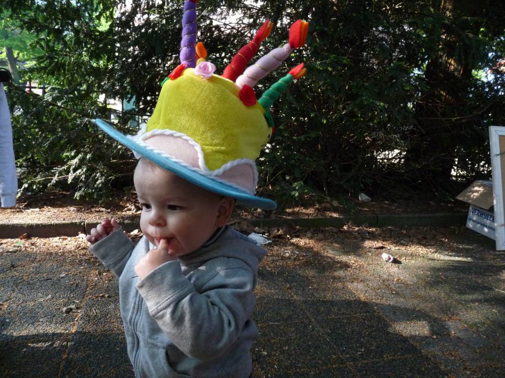 Click to see next photo