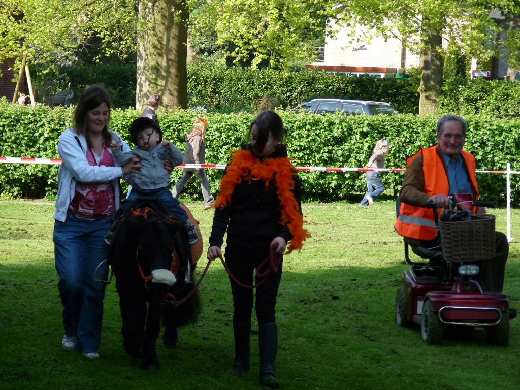 Click to see next photo