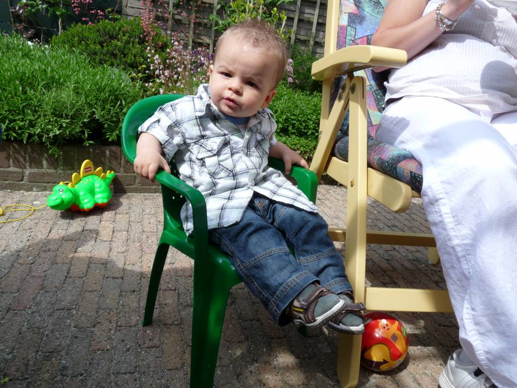 Click to see next photo