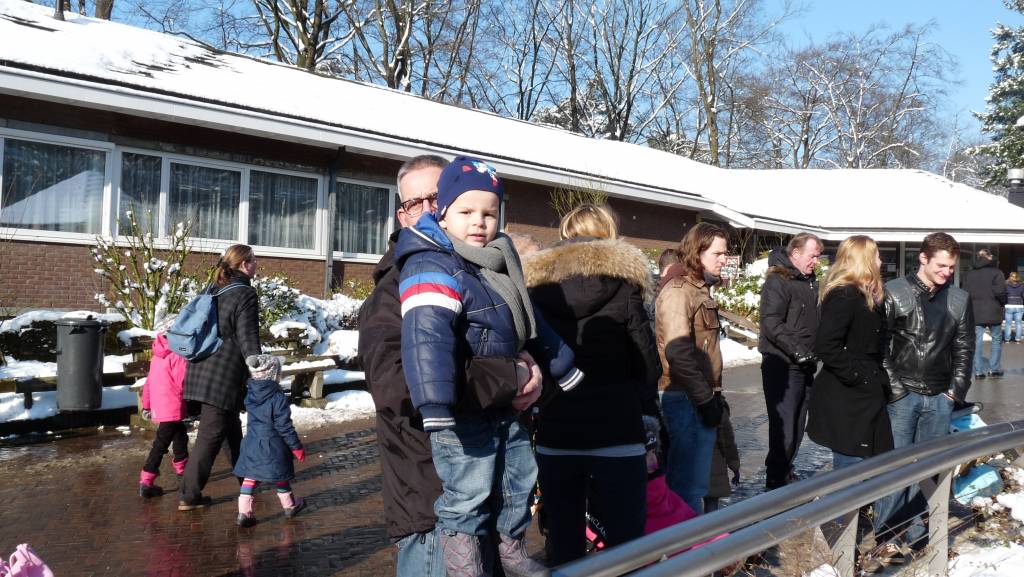 Click to see next photo